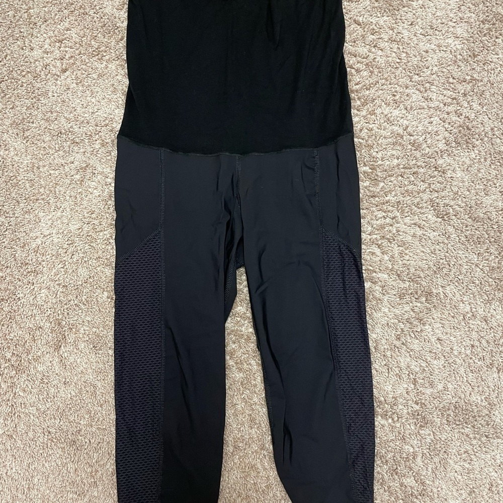 Maternity workout capris S,M,L